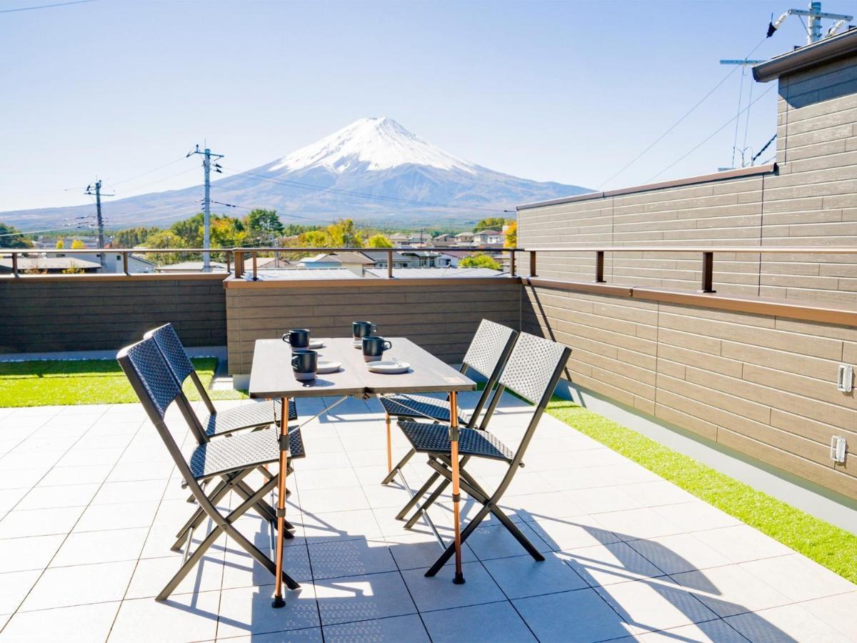 פוג'יקאוואגוצ'יקו Rakuten Stay Fuji Kawaguchiko Station - Japanese Modern Villa Mt Fuji View 106 מראה חיצוני תמונה