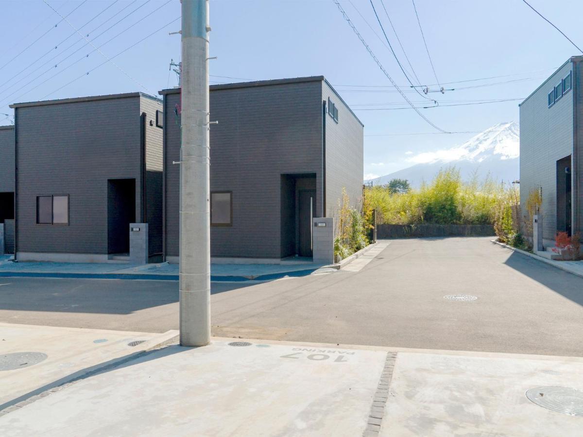 פוג'יקאוואגוצ'יקו Rakuten Stay Fuji Kawaguchiko Station - Japanese Modern Villa Mt Fuji View 106 מראה חיצוני תמונה